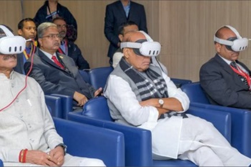 हमारे स्वदेशी रक्षा प्लेटफॉर्म भरोसेमंद और सक्षम'- राजनाथ